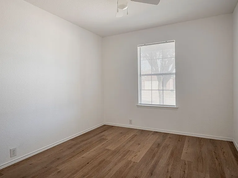 8924 King St — Photo 21