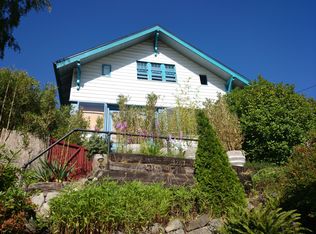 3267 37th Ave SW, Seattle, WA 98126