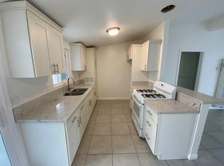 2214 Rutgers Dr #A, Costa Mesa, CA 92627