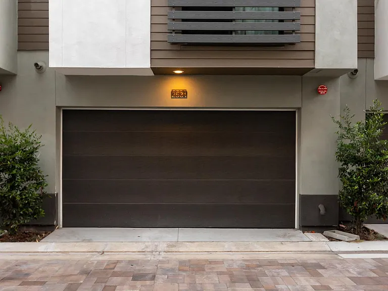 2531 State St — Photo 34