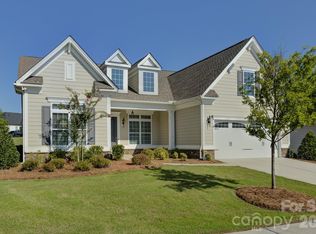 82105 Standing Oak Dr, Charlotte, NC 28278
