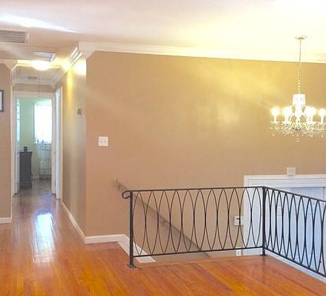 5th image of 7 Arrow Ln