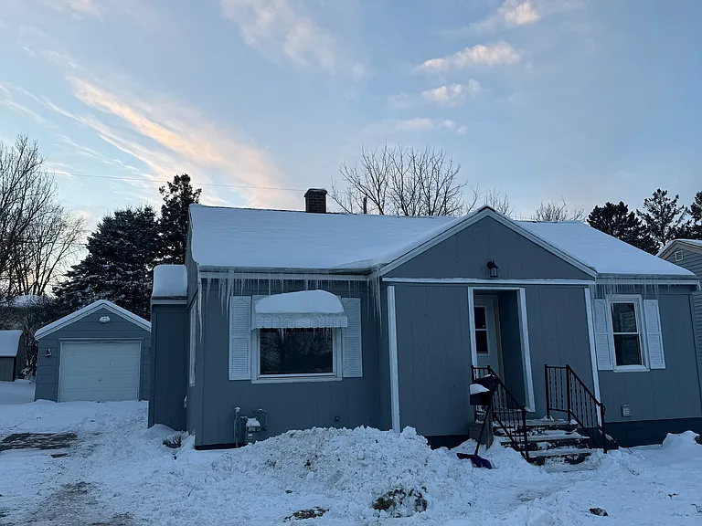 306 N 10th Ave — Photo 1