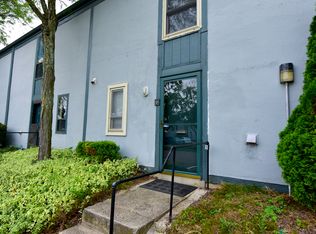 1030 Galliton Ct APT D, Columbus, OH 43220