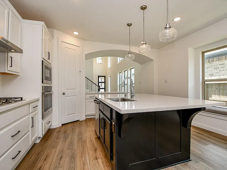 943 Malibu Shore Ln — Photo 15