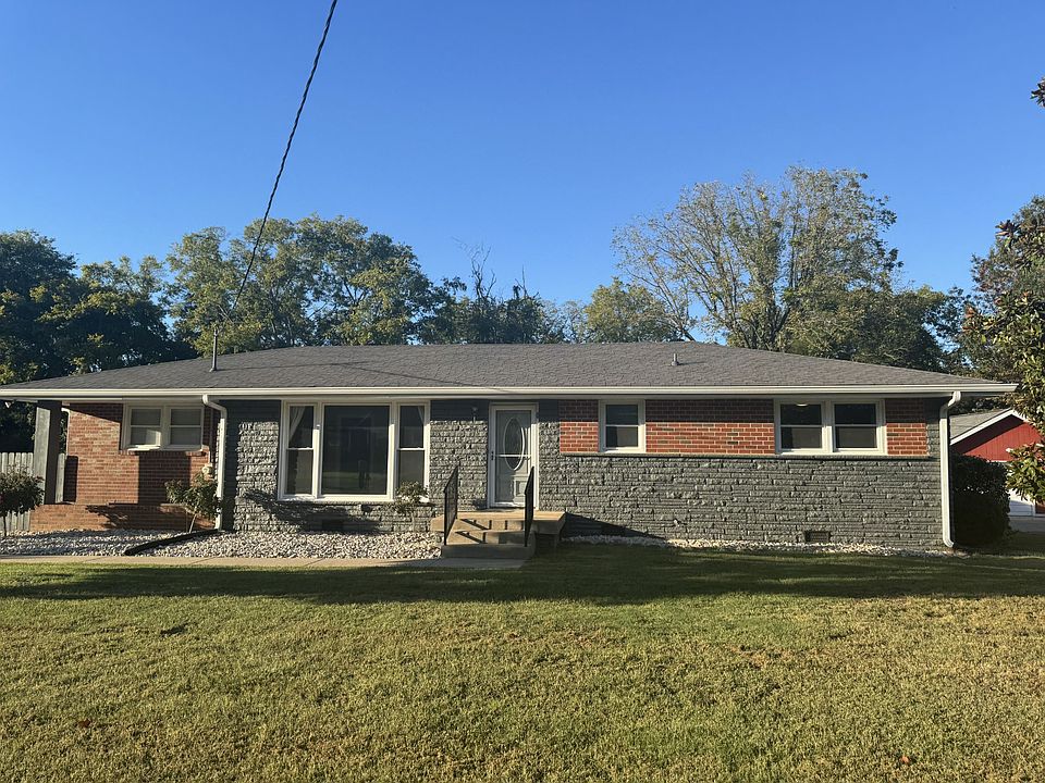 1st image of 1629 Edgewood Dr