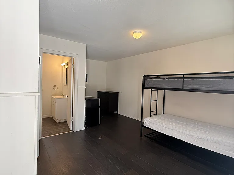 2440 Lake Tahoe Blvd #1-10 — Photo 9
