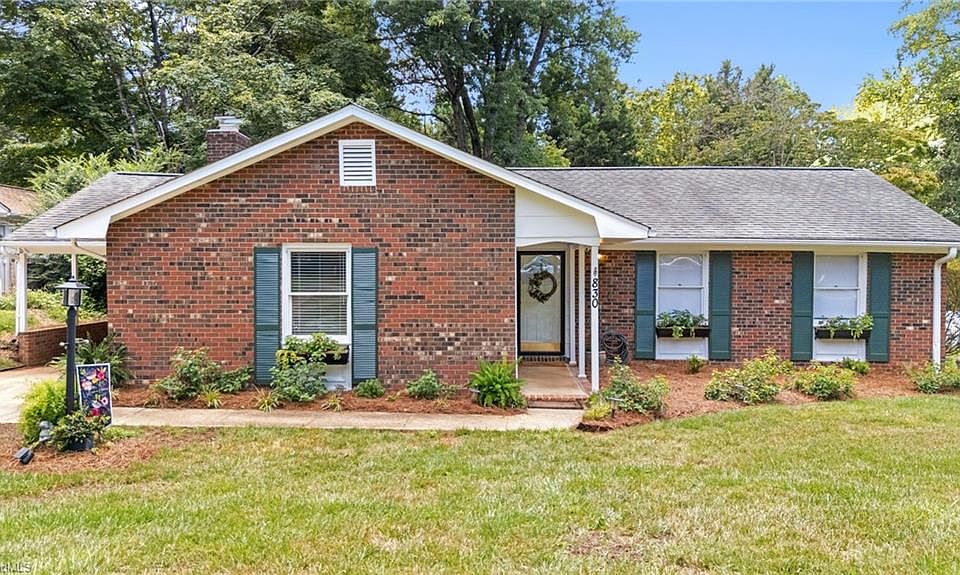 1st image of 830 Duckview Ct