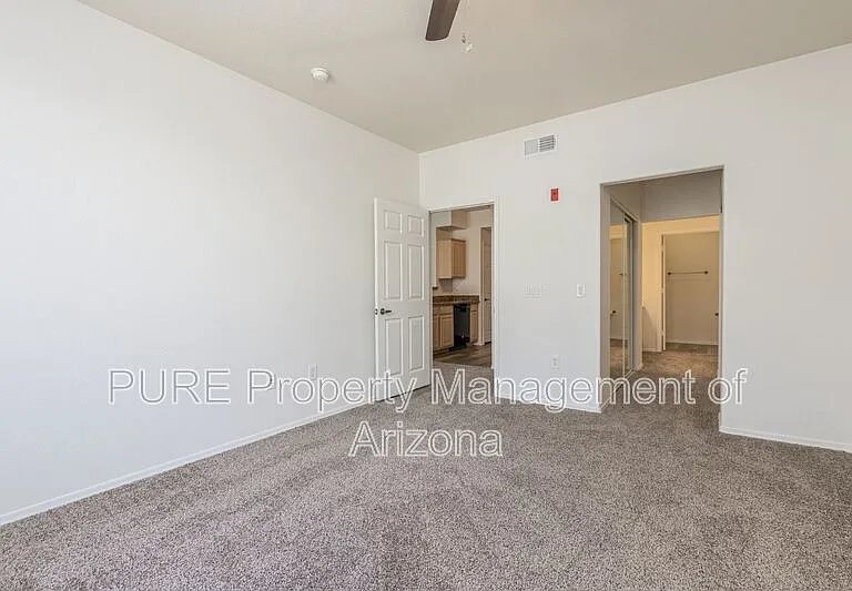 420 W 1st St #321 — Photo 15