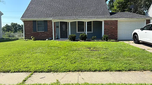 1417 Sherwood Dr Photo 1