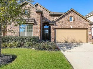8911 Texas Honeysuckle Trl, Cypress, TX 77433