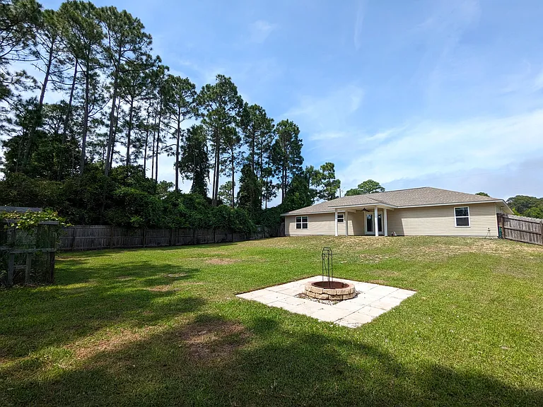 8249 Escola St — Photo 33
