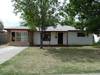 1st image of 2905 W Glenrosa Ave