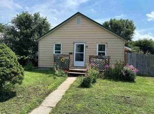 504 W Walnut St, Lexington, NE 68850