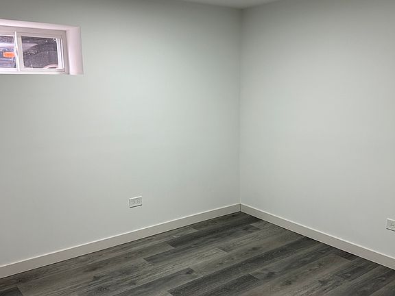 4th image of 5144 W Cornelia Ave #G