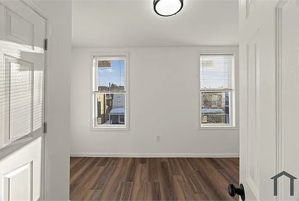 5411 Delancey St — Photo 17