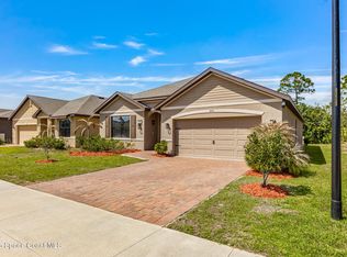 895 Remington Green Dr SE, Palm Bay, FL 32909