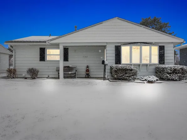 1101 Clifton St NE, Cedar Rapids, IA 52402