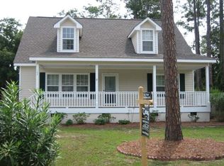 102 NE 8th St, Oak Island, NC 28465