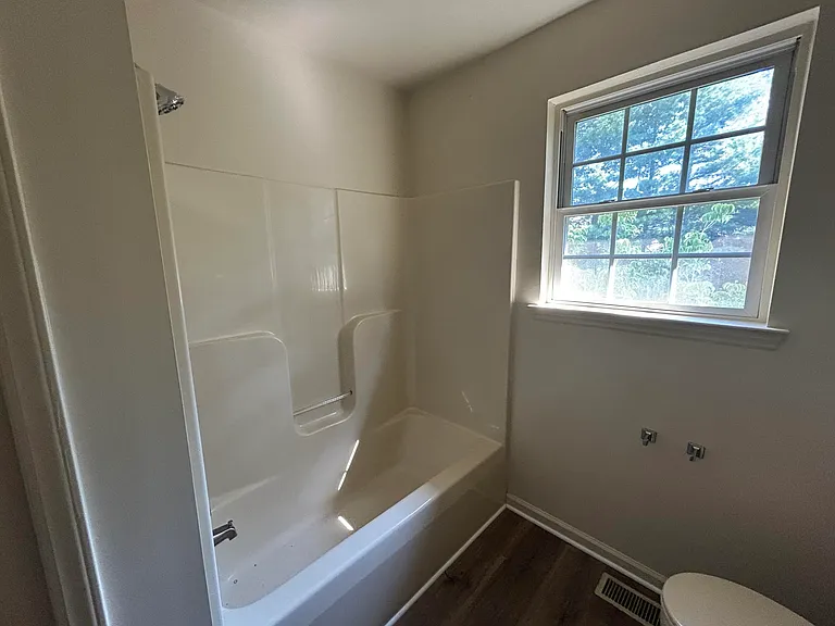 838 Duke Of Gloucester St #838 — Photo 8