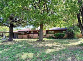 918 NW Runyon Rd, Lawton, OK 73507