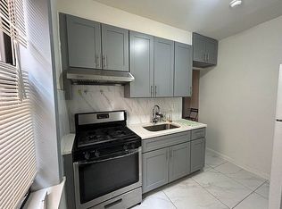 854 68th St APT 2F, Brooklyn, NY 11220