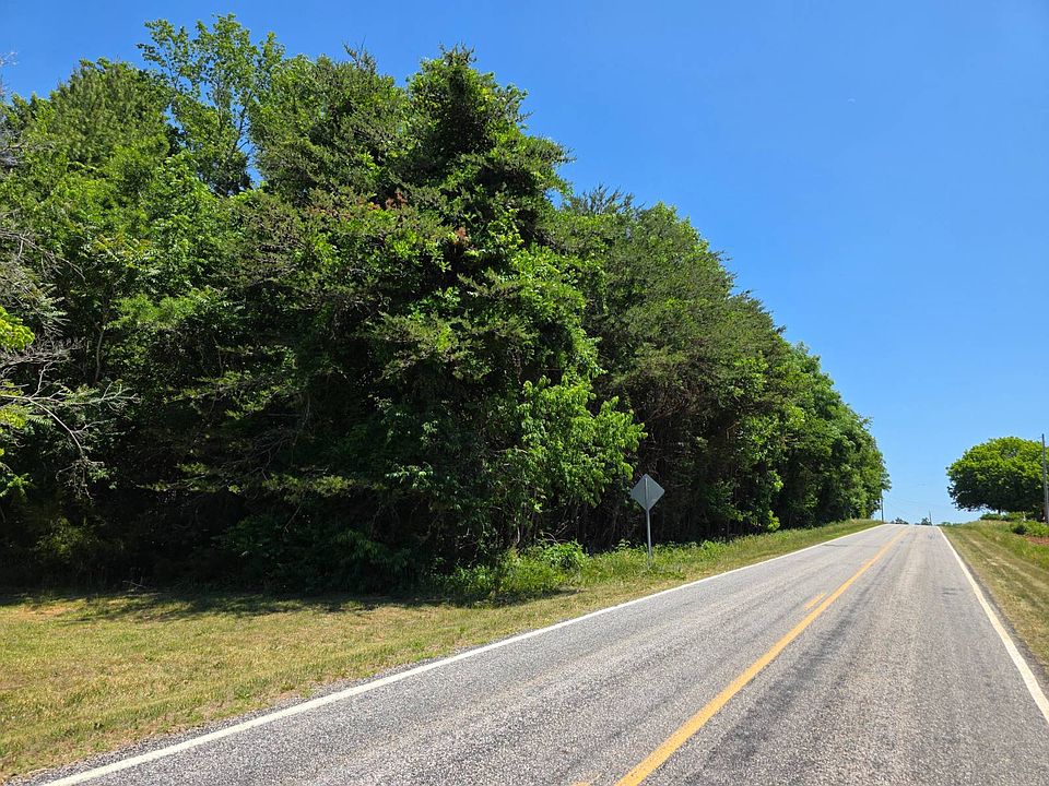 1st image of Moir Farm Rd