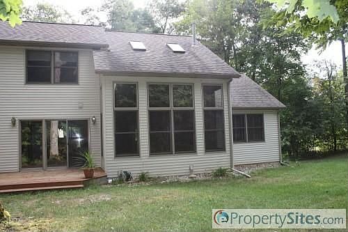 3rd image of 7527 Stoney Creek Dr