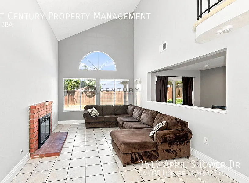 Riverside Living with Comfort and Convenience — Photo 4