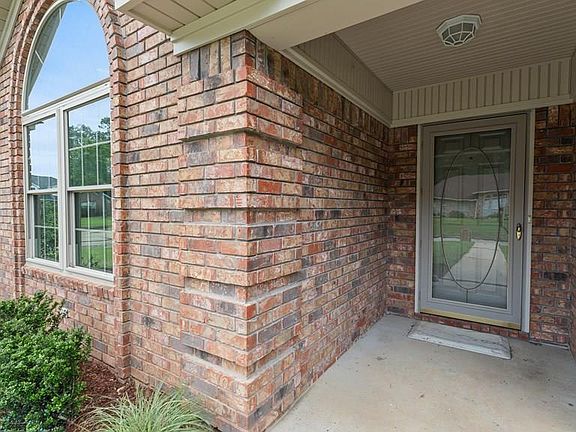2nd image of 96 Sugar Ridge Ln