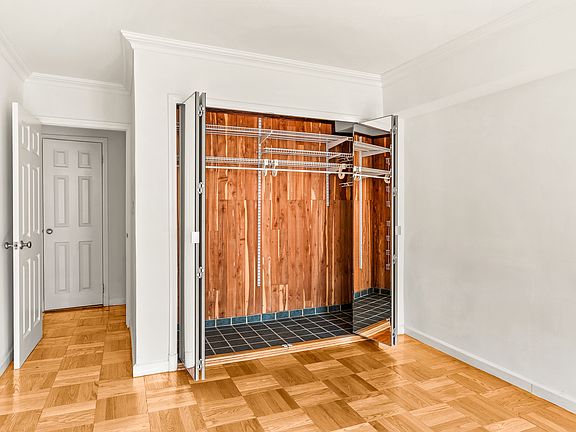 5th image of 420 E 55th St APT 11D