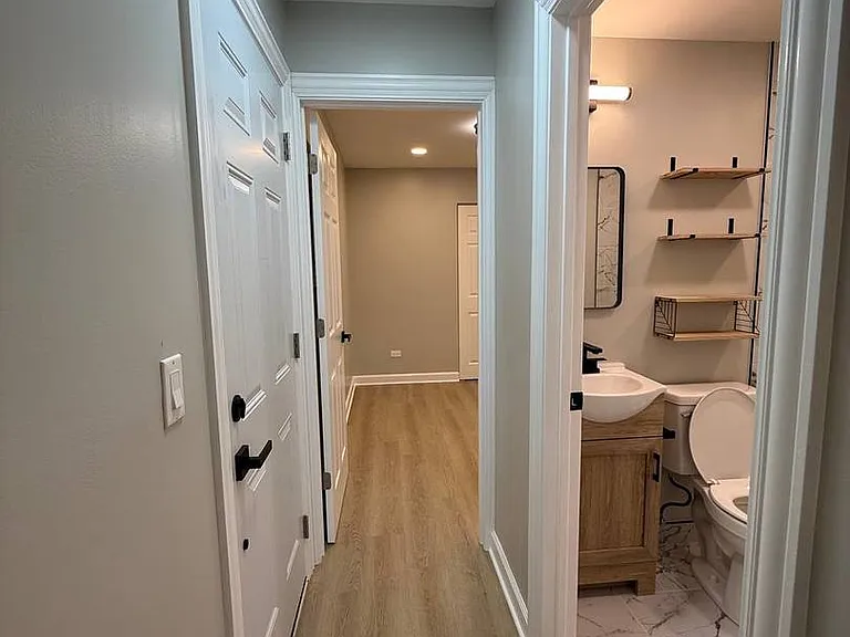 3247 W Thomas St #GF — Photo 5