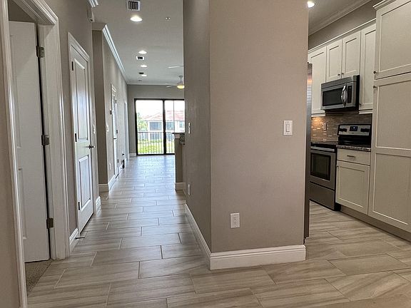 2nd image of 15114 Palmer Lake Cir Unit 1-202