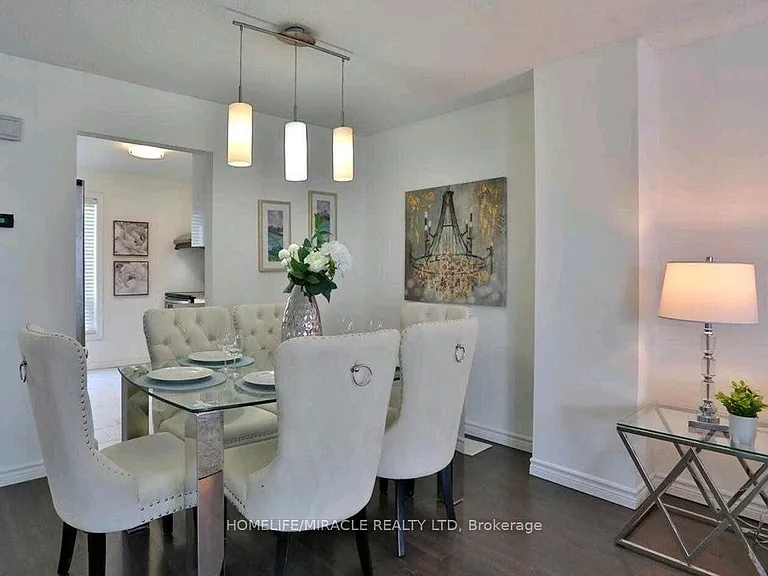 32 Mowat Blvd #38 — Photo 5
