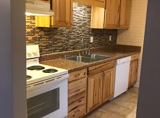 318 A S Cherry St, Kernersville, NC 27284