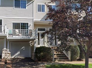 644 Willoughby Way W, Minnetonka, MN 55305