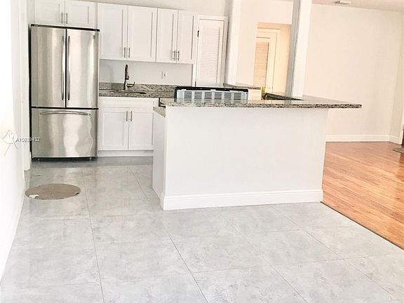 4th image of 1065 SW 62nd Ave