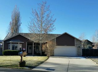 8 Stagecoach Ln, Carbondale, CO 81623
