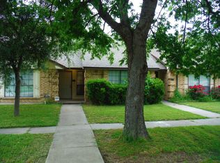 219 Hood Dr, Cedar Hill, TX 75104