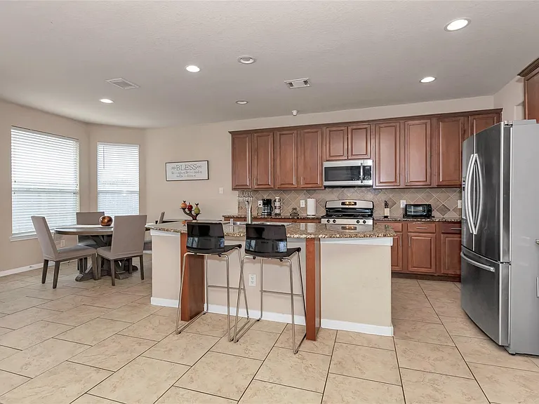 5915 Estonia Ct — Photo 10