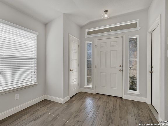 5th image of 2281 Falcon Way