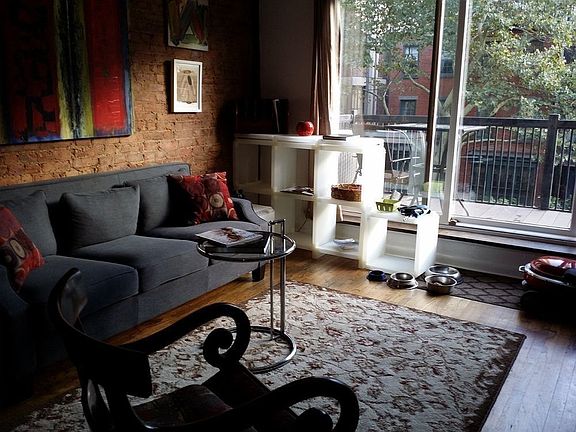 5th image of 152 E 65th St #2