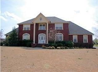 213 Tenby Dr, Murfreesboro, TN 37127