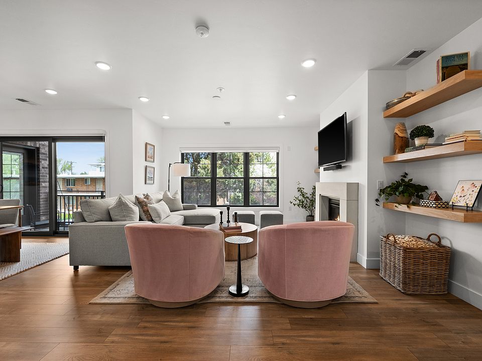 1st image of 2240 E Laney Ave S #203