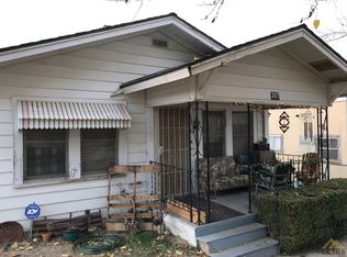 307 6th Ave, Taft, CA 93268
