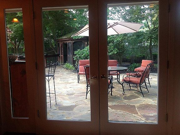 Family room to outside space