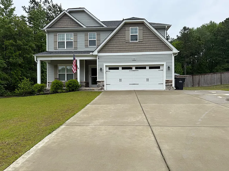 79 Wolcott Ct — Photo 1