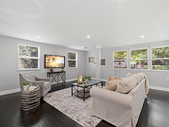 4th image of 5119 Olney Ave