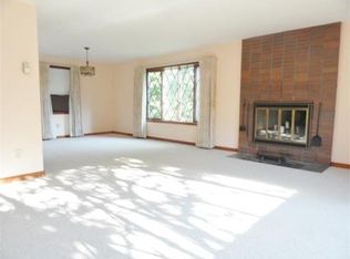 40 Oak Knls, Worcester, MA 01609