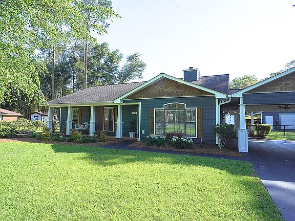 2nd image of 1519 S Longleaf Dr